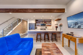 Spectacular 3BR Condo Steps from Park City Resort